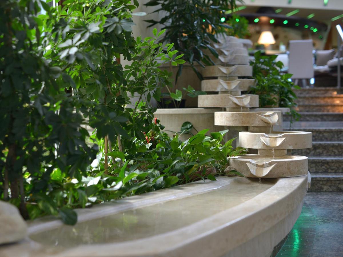 Hotel Carbona Thermal Spa Heviz Ngoại thất bức ảnh
