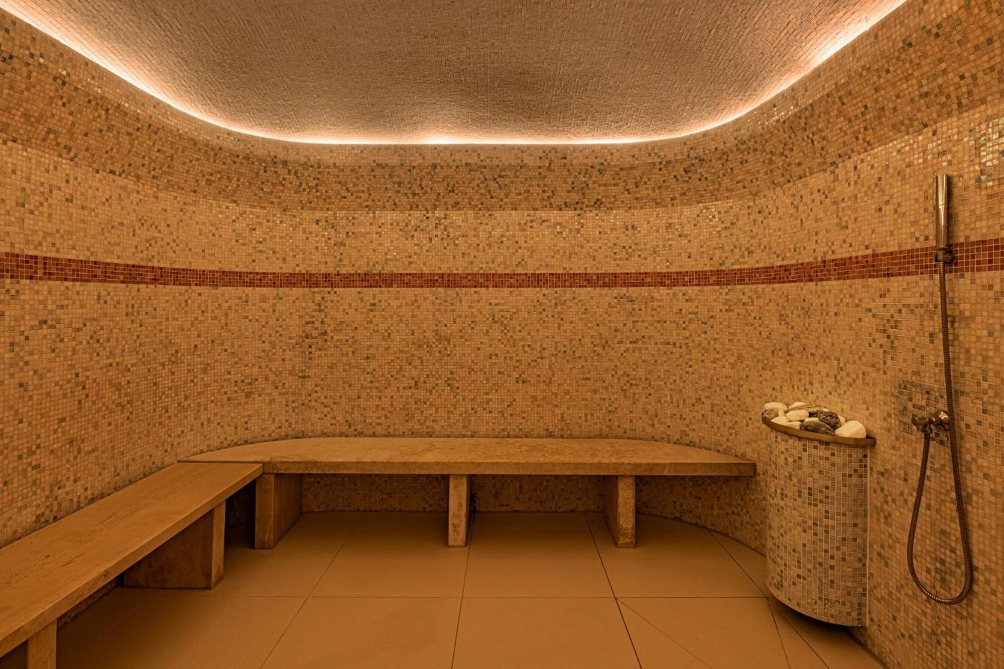 Hotel Carbona Thermal Spa Heviz Ngoại thất bức ảnh